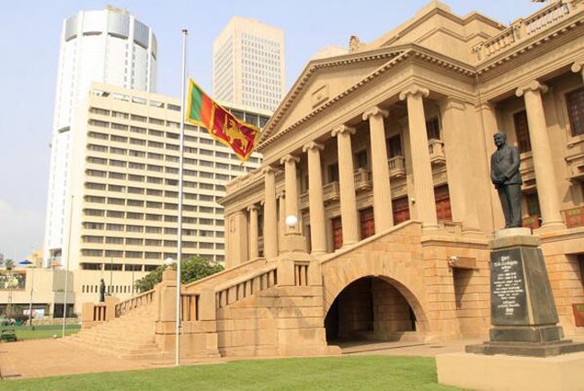 අද දිවුරුම් දුන් කැබිනට් සහ නියෝජ්‍ය අමාත්‍යවරු මෙන්න