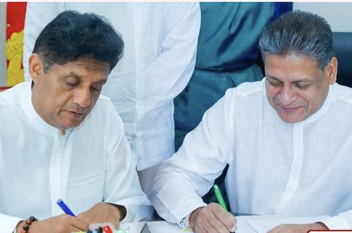 අධ්‍යාපන අමාත්‍යවරිය එරෙහි විශ්වාසභංගට දිලිත් අත්සන් කරයි ..