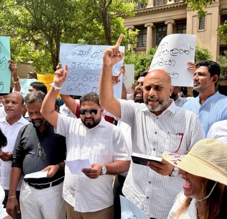 පාලකයින්ගේ මූල්‍ය අසමත්භාවයට එරෙහිව ජනතාව දැනුවත් කිරීම ….