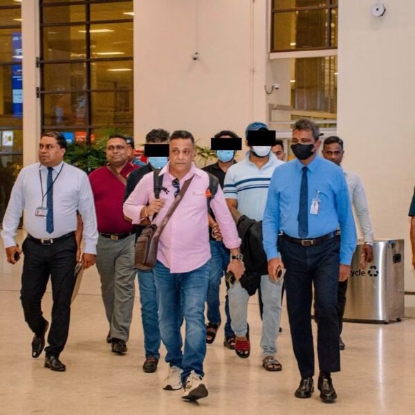 මැලේසියාවේ සිට ASP ඕලුගල කුදලන් කංජිපානිගේ සගයෝ…
